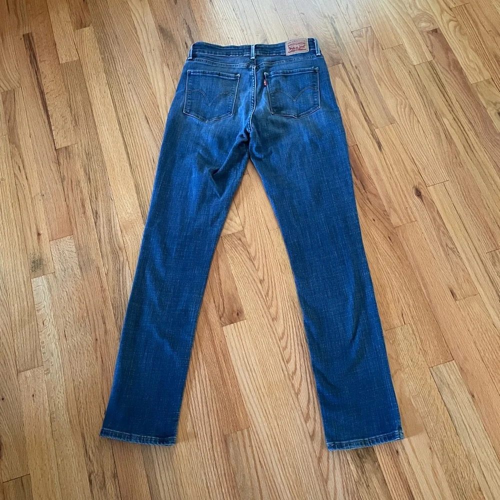Levi’s Mid Rise size 8 - Picture 2 of 7
